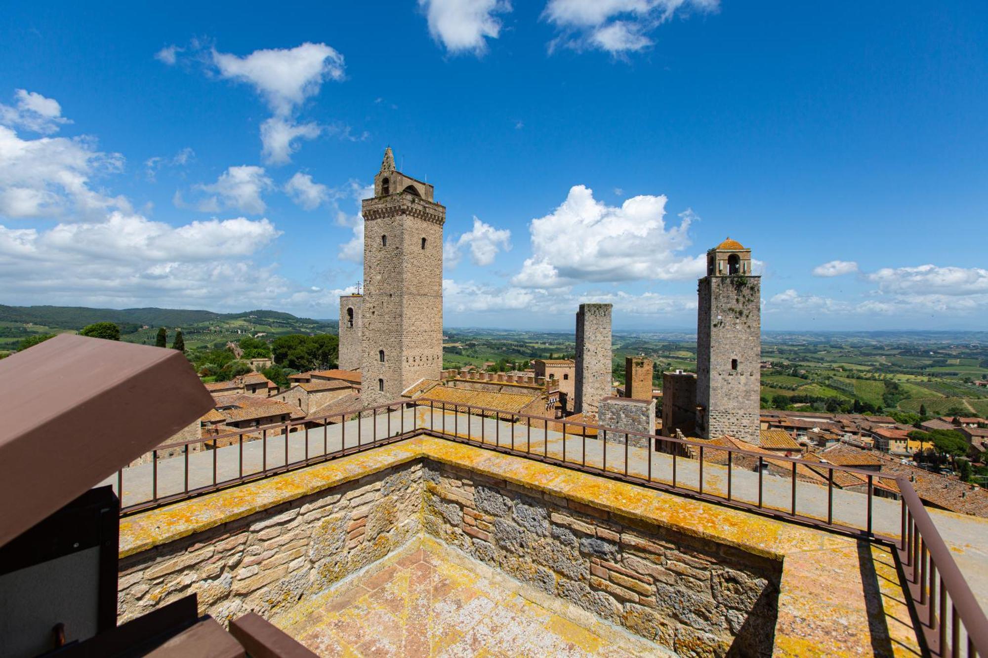 The Artists' Tower - Amazing View From The Tower Daire San Gimignano Dış mekan fotoğraf